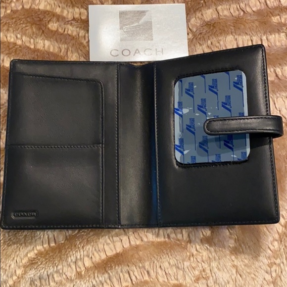 NEW Coach Black Leather Wallet - Picture 2 of 6